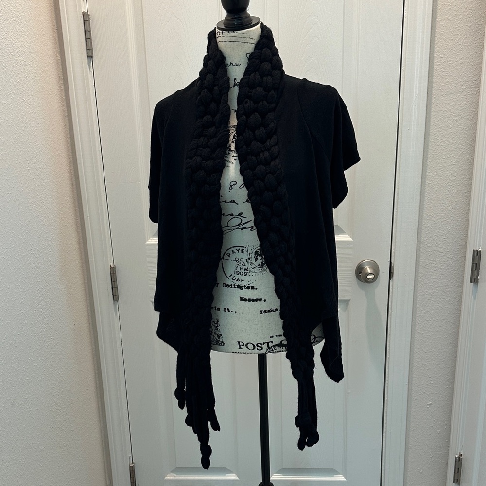 Jessica Simpson Black Braided Knit Scarf Cardigan